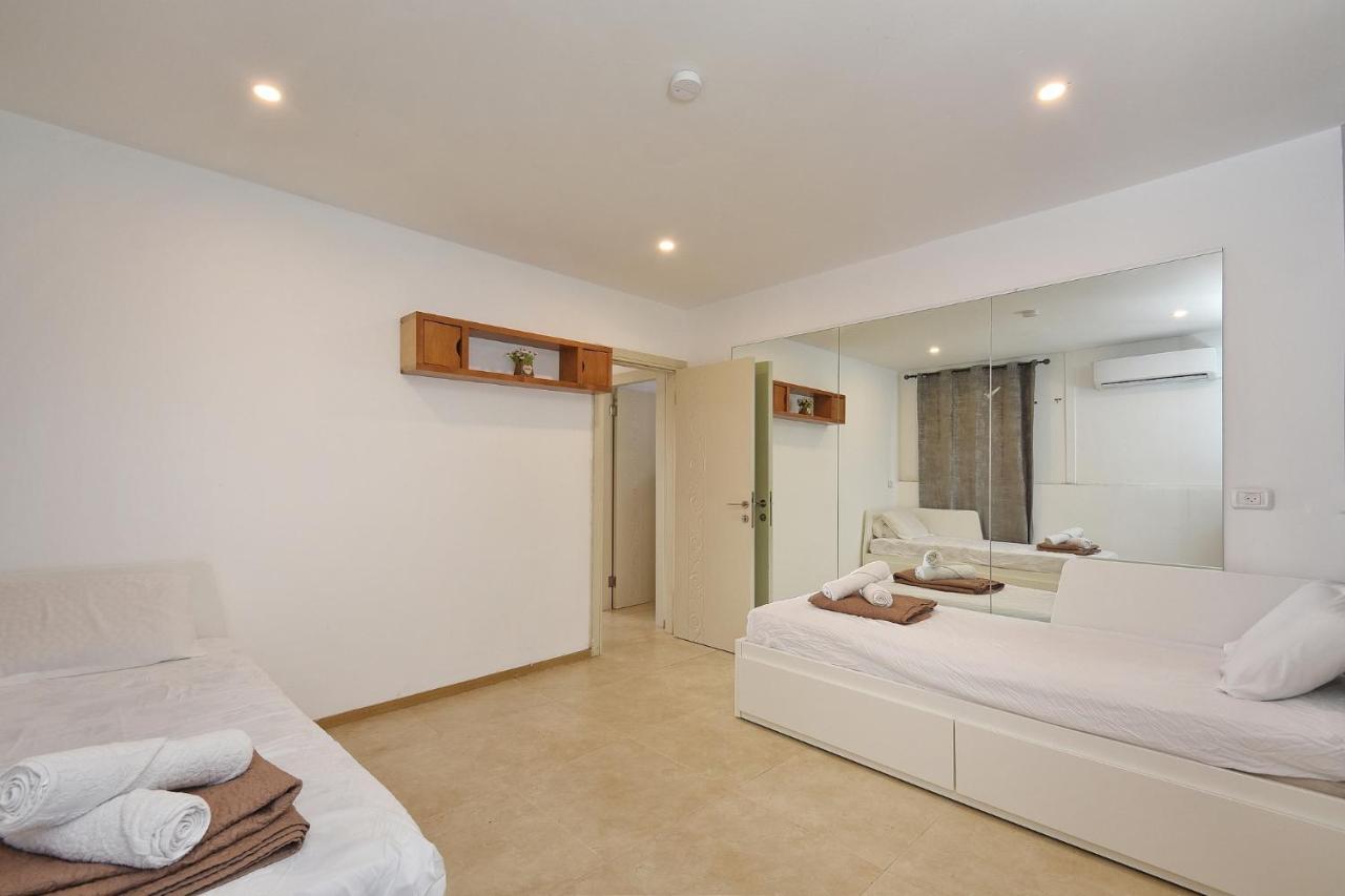 Levication 2 Bedrooms Pool&Jacuzzi Tiberias Buitenkant foto